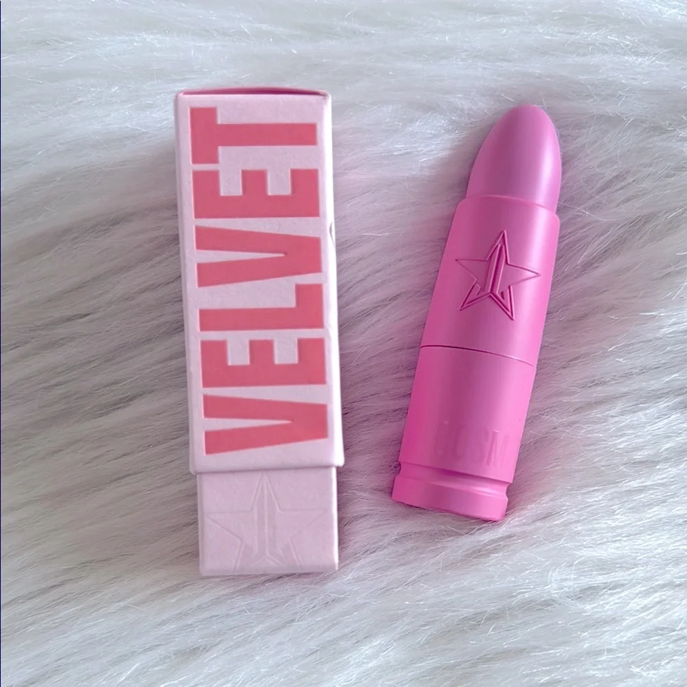 Jeffree Star Cherry Soda Velvet Trap Matte Lipstick